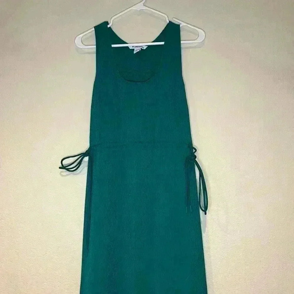 Athleta Women’s Solid Emerald Green Echo Midi Dress NWOT Ruched Waist XS - Picture 1 of 5